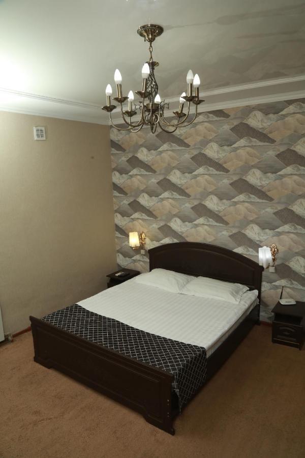Vip Mini Hotel Semey Dış mekan fotoğraf