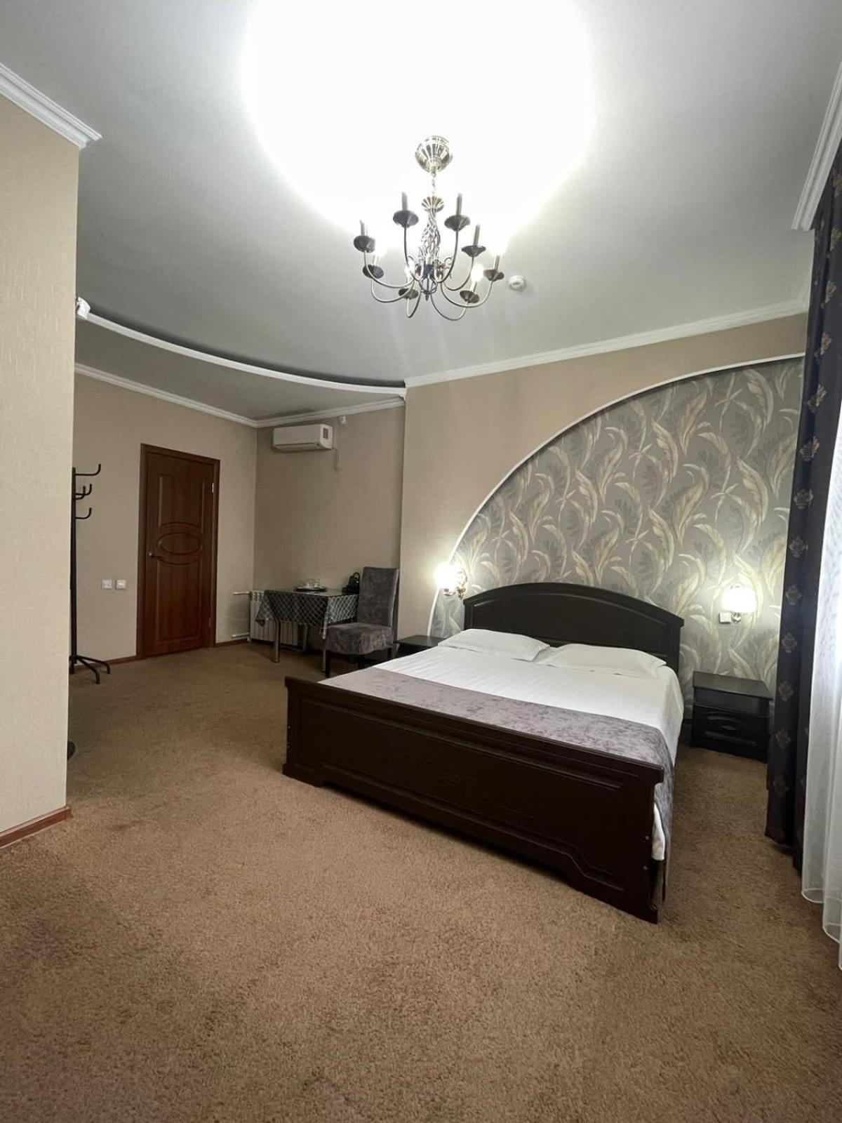Vip Mini Hotel Semey Dış mekan fotoğraf