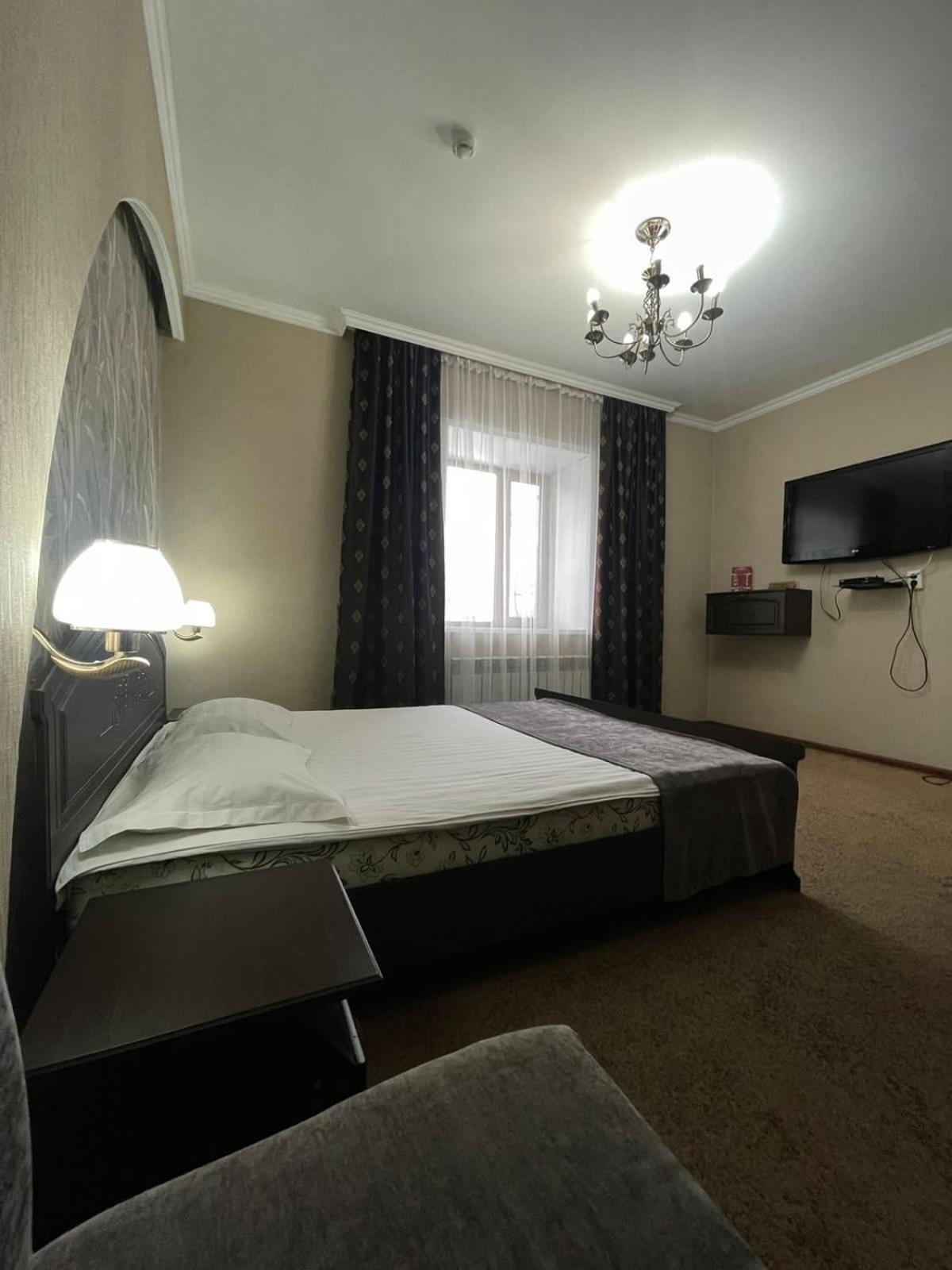 Vip Mini Hotel Semey Dış mekan fotoğraf