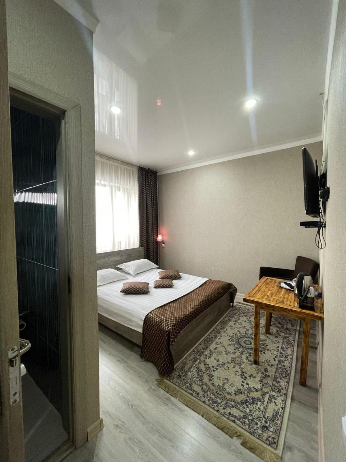 Vip Mini Hotel Semey Dış mekan fotoğraf